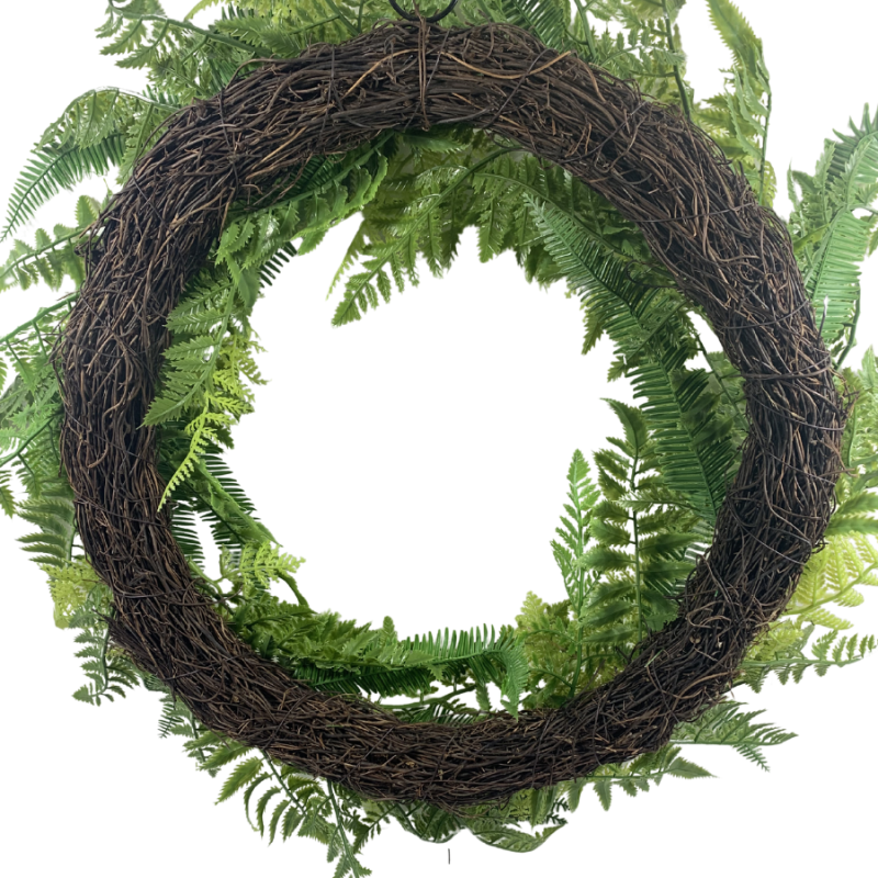 22" Mix Fern Wreath