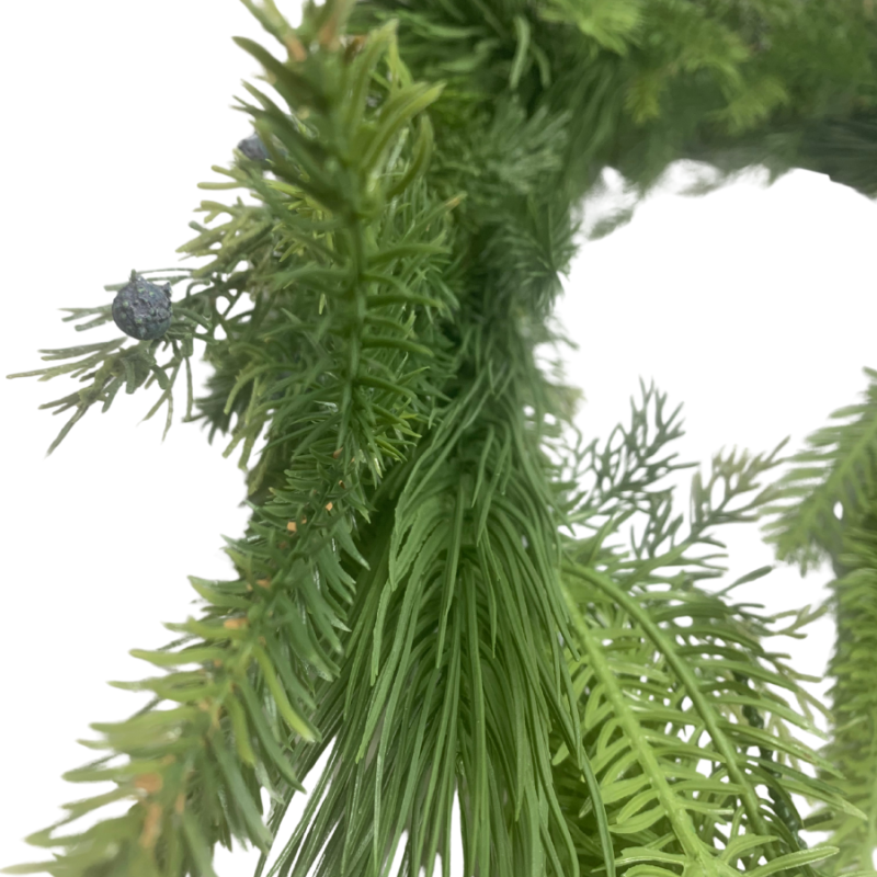 6' Belgium Pine Garland w/ 54 Tips