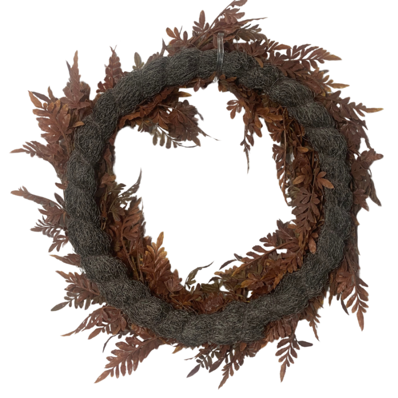 24" Squirrel Foot Wreath - Rush Brown