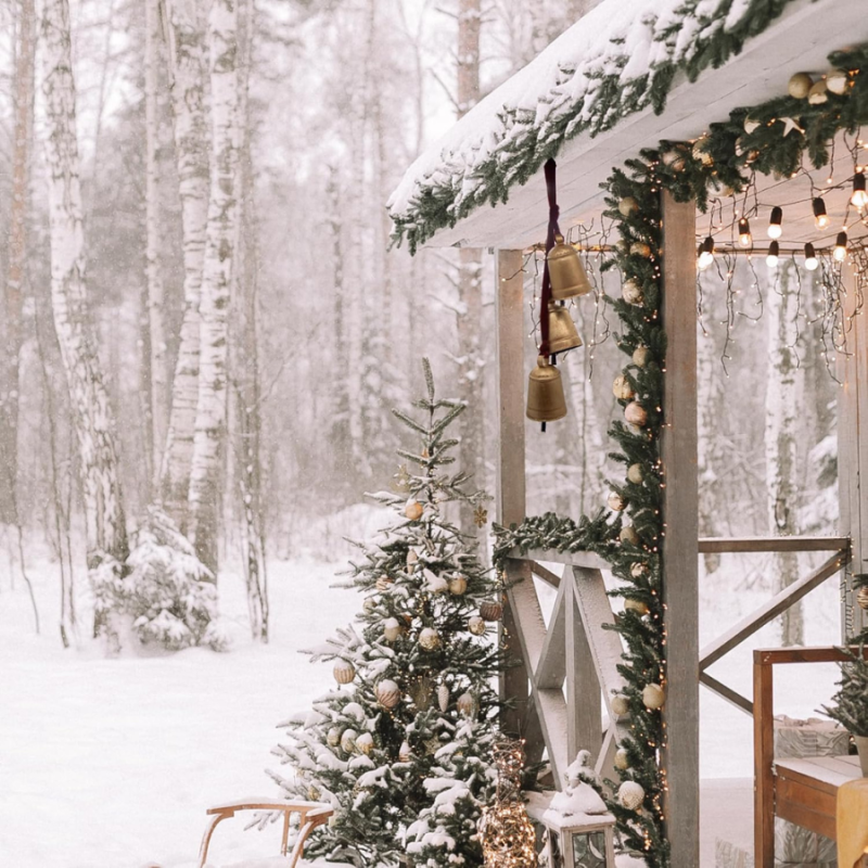 16" Bell Trio w/ Velvet Rope