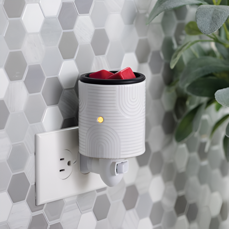 Flip Dish Pluggable Warmer - Arch Deco